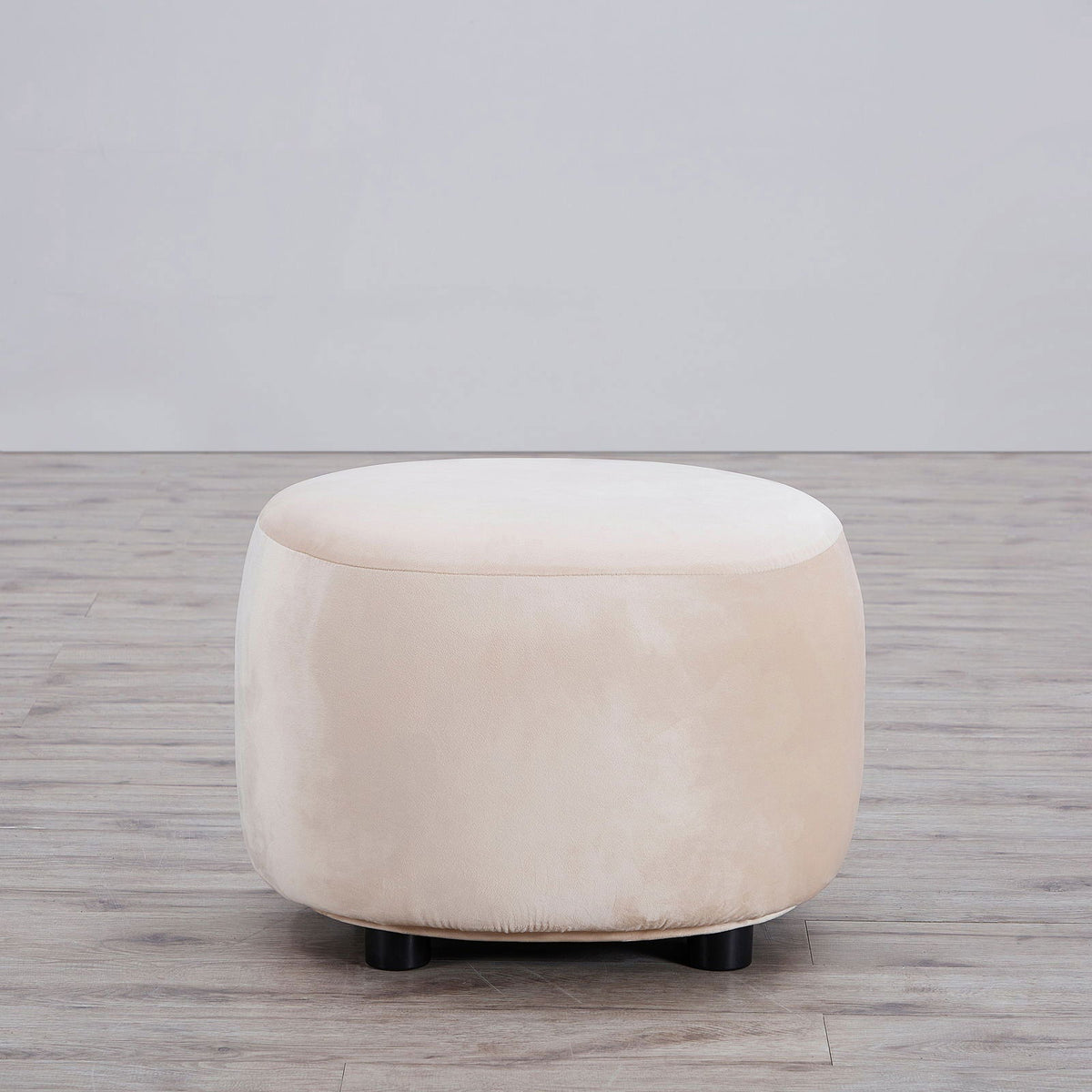 Curvo Velvet Oval Ottoman - Shell BUBULAND HOME