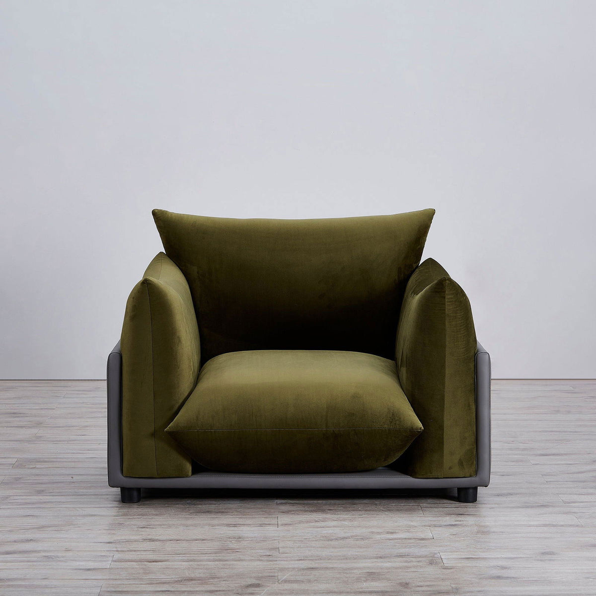 The Puff Velvet Occasional Chair - Moss Green - sofa Moss Green Velvet BUBULAND HOME