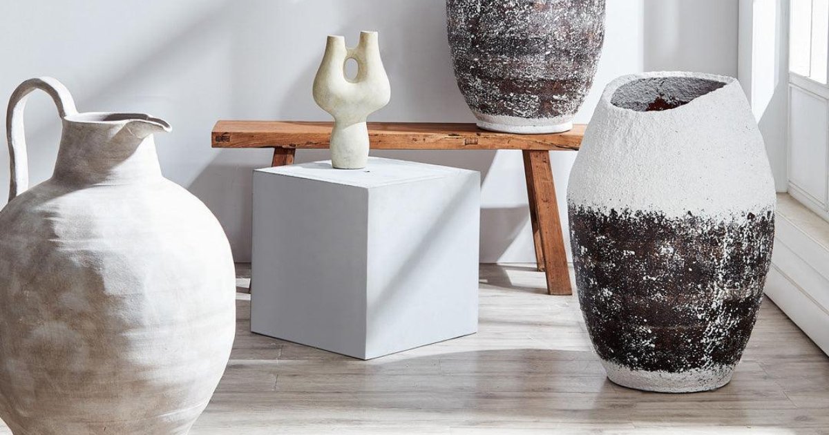 5 Great Ways to Style Your Ceramic Vase