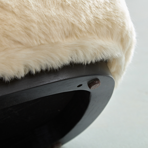 Curvo Oval Ottoman - Cream Faux Fur BUBULAND HOME