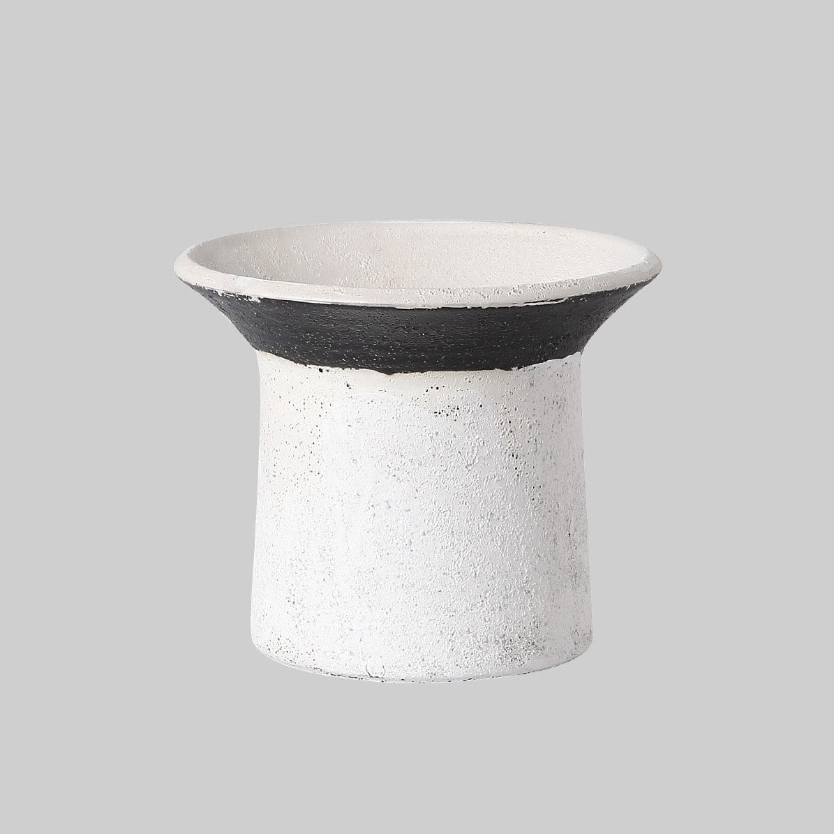 Black and White Ceramic Cup Vase - BUBULAND HOME